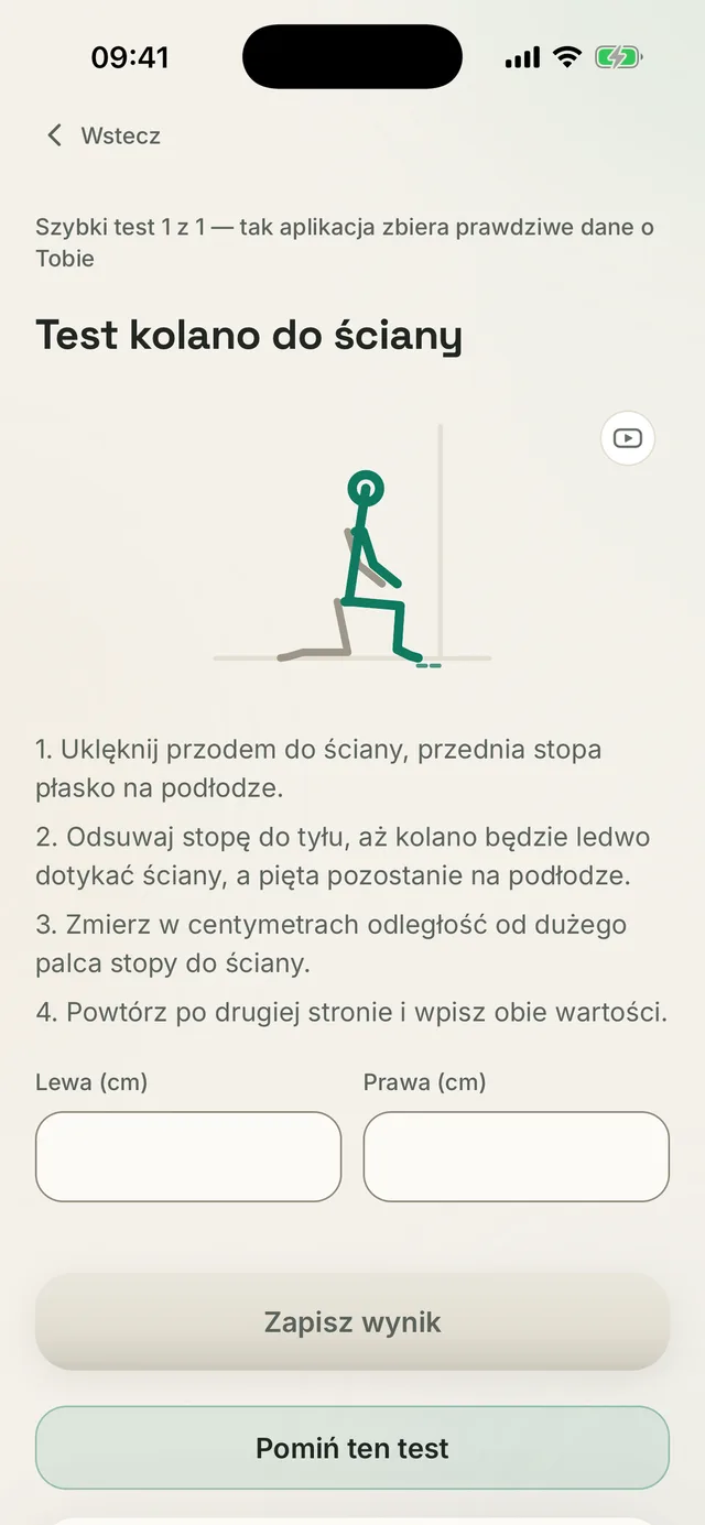 Ekran Kallen: test kolano do ściany z krokami i polami na wynik w centymetrach dla lewej i prawej nogi